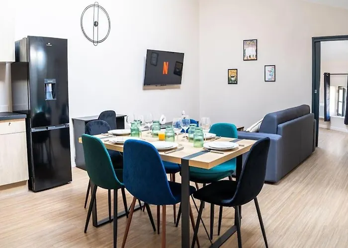 L\'Elegant Appartement Climatise A 300M Du Theatre Antique